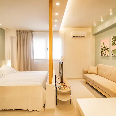 Urban Luxury Suites Thessaloniki Exterior photo