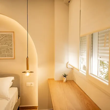 Urban Luxury Suites Thessaloniki Exterior photo