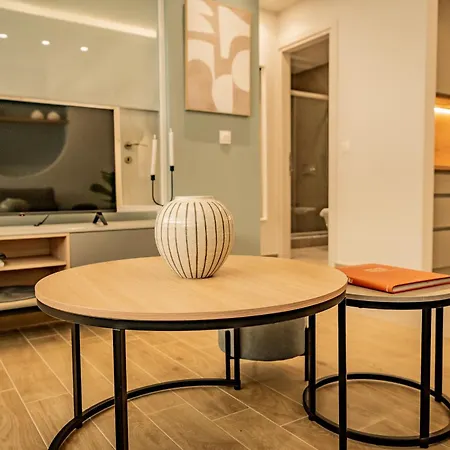 Urban Luxury Suites Thessaloniki Exterior photo