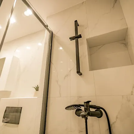 Urban Luxury Suites Thessaloniki Exterior photo