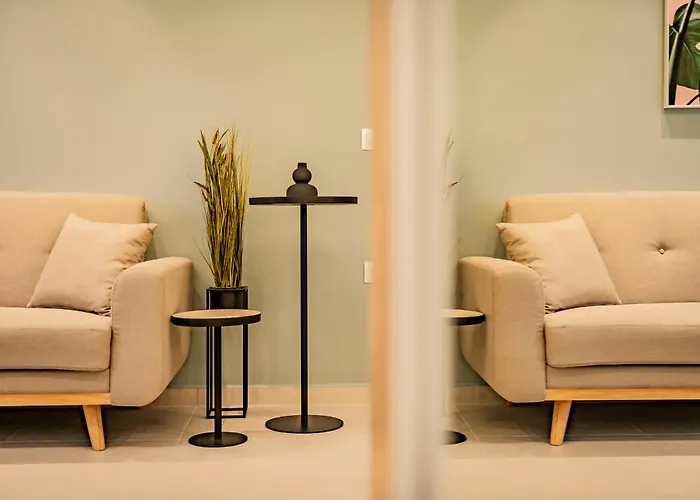 Urban Luxury Suites
